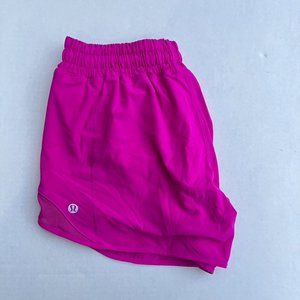 NWOT Lululemon Hotty Hot 4" Shorts Purple Highlight